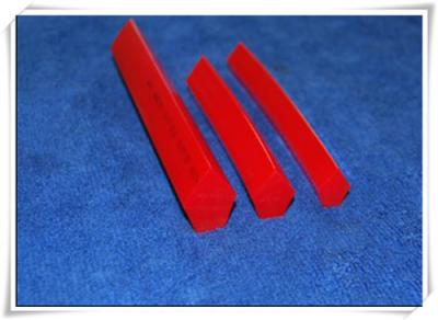 China Fuerza de rasgón pentagonal roja de la correa de la PU alta/de la correa del poliuretano V para las máquinas en venta