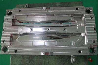 China CNC reibendes bohrendes Material der Spritzen-Basis-P20 für Linsen-Form zu verkaufen