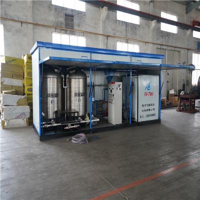 中国 6.8 × 2.2の× 2.53mの瀝青の乳剤機械2は水漕の容易な移動を石鹸で洗います 販売のため