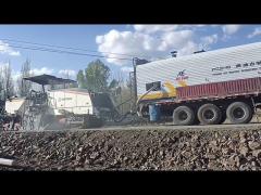 Hot and Cold: Watch Bitumen Tank and Wirtgen Recycling Equipment in Action