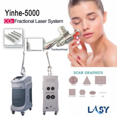 Cina Macchina frazionaria Vaginal Skin Rejuvenation Laser Machine del laser di CO2 dell'erbio di dermatologia in vendita