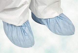 China Biodegradable Medical Surgical 20gsm Disposable Shoe Covers for sale