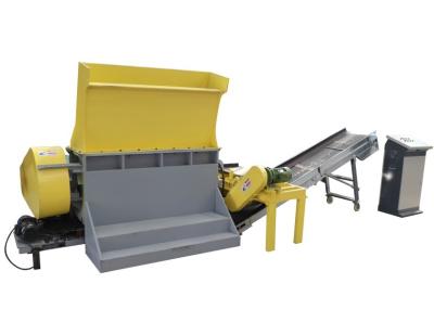 China 100-3000kg/h Tritura de paletes de madeira Máquina trituradora de paletes de madeira Máquina de reciclagem de madeira à venda