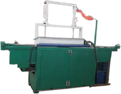 China Chips Process Machine de rapagem de madeira, madeira que barbeia o equipamento, aparas que fazem o moinho à venda