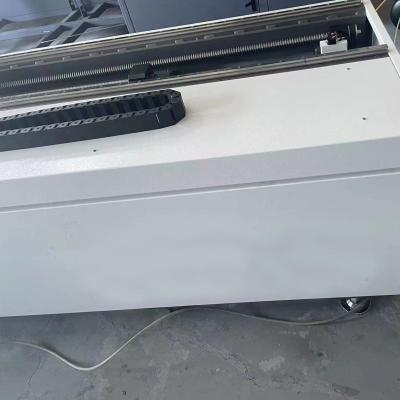 China UV-lasergraveermachine Roterende vezellasermarkeermachine Nikkelscherm Te koop