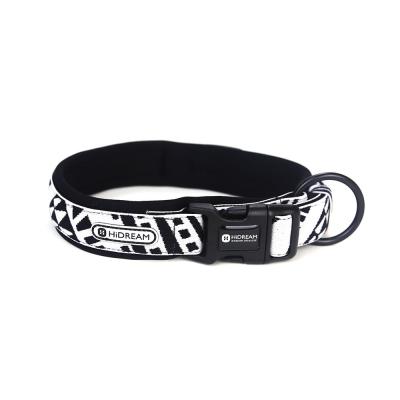 China Personalized Elastic Padded Neoprene Dog Collar And Lead With Nameplate for sale
