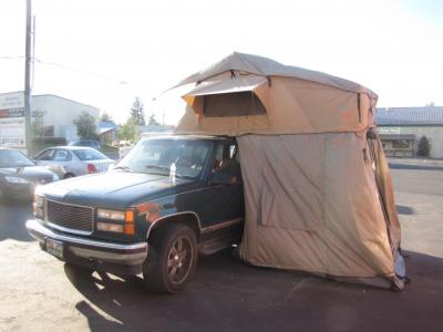 Chine 4x4 portatifs sautent la tente supérieure de toit pour le voyage extérieur augmentant le camping à vendre