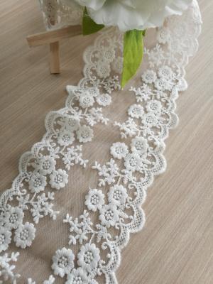China 100%Cotton Embroidery Lace On Mesh Fabric Color Can Be Dye To Match As Required for sale