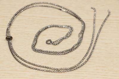 China longitud nonirritable de la cadena los 49in del collar del diamante artificial para Multiusage en venta
