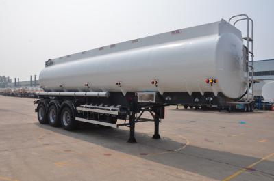 中国 10000 Gallon 8000 Gallon Diesel Fuel Tank Trailer Oil Petroleum Semi Trailer 販売のため