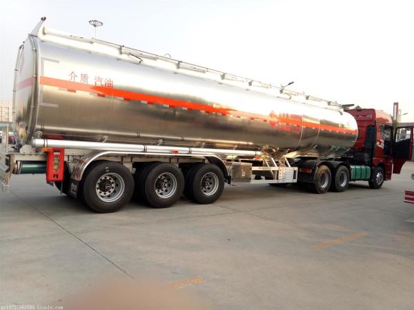 Quality 5000 Gallon 3 Axle Oil Tanker Semi Trailer For Sale for sale