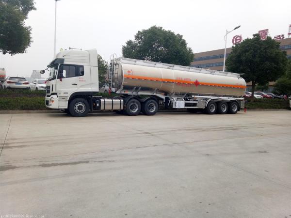 Quality 5000 Gallon 3 Axle Oil Tanker Semi Trailer For Sale for sale