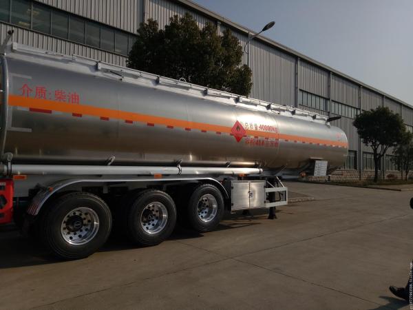 Quality 5000 Gallon 3 Axle Oil Tanker Semi Trailer For Sale for sale