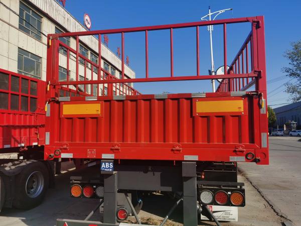 Quality 42 Foot 3 Axle Fence Tipping Semi-Trailer Stake Cargo Trailer 13m for sale