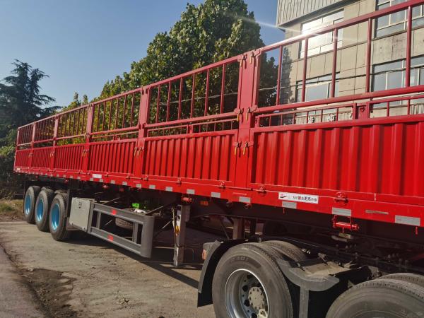 Quality 42 Foot 3 Axle Fence Tipping Semi-Trailer Stake Cargo Trailer 13m for sale