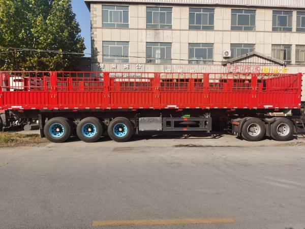 Quality 42 Foot 3 Axle Fence Tipping Semi-Trailer Stake Cargo Trailer 13m for sale