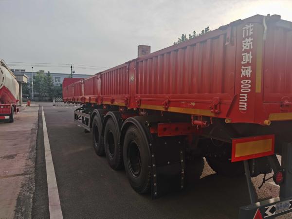 Quality 3 Axle Side Tilting Stake Cargo Trailer High Load Bearing Capacity for sale