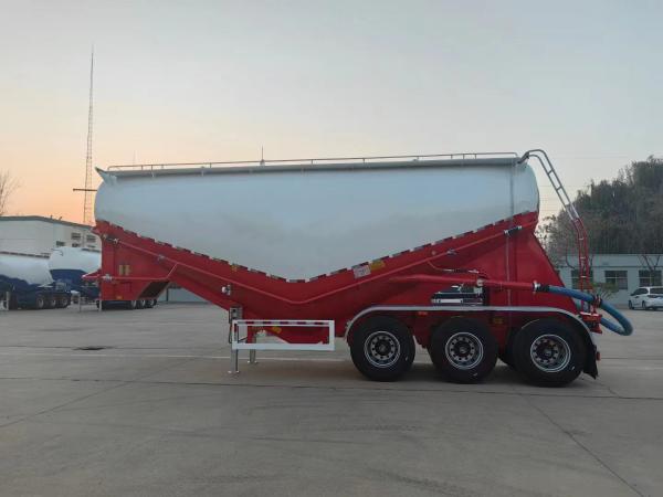 Quality 3 Axle Bulk Cement Trailer 10000 Gallons 36 Cubic Meters Fly Ash Trailer for sale