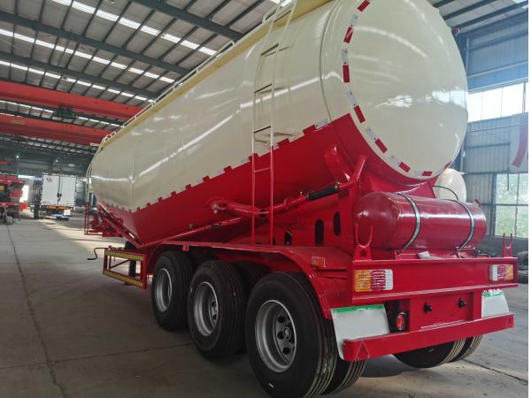 Quality 3 Axle Bulker Cement Tanker Trailer 10000 Gallon 42 Cubic Meters Fly Ash Trailer for sale