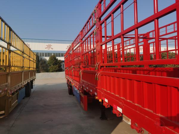 Quality 3 Axle Stake Cargo Trailer 60T/80T Fence Semi-Trailer Trailer for sale