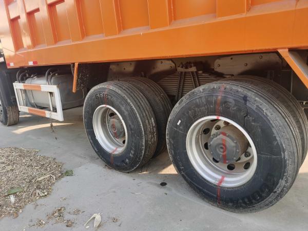 Quality Sinotruk Howo 6x4 Used Dump Trailer Trucks 400hp for sale