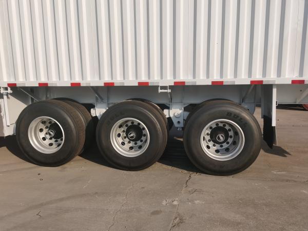 Quality 42' 3 Axle Cargo Enclosed Trailer 80T Van-Type Cargo Transporter for sale
