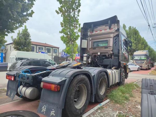 Quality Second Hand Tractor Head Used Tractor Head FAW JH6 550HP 6x4 10 Wheels 40T for sale