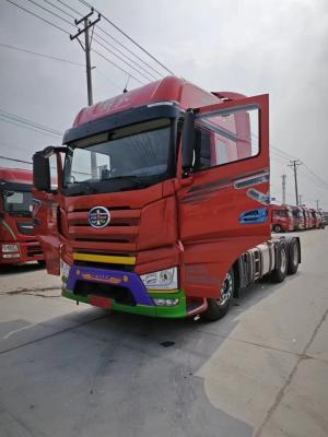 China Faw Jiefang caminhão usado cabeça de tractor J7 500 HP 6x4 forte à venda