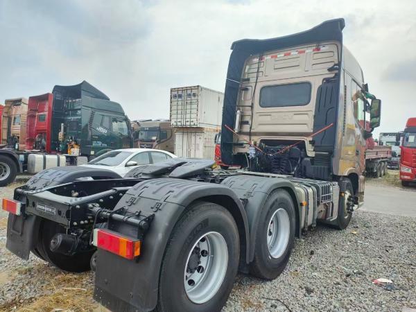 Quality Dongfeng Used Tractor Head Truck 6x4 Heavy Duty Mining 10-Wheel 40t 560hp for sale