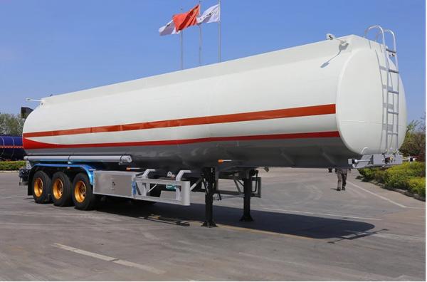 Quality 7000 Gallon Portable Diesel Fuel Tanker Trailer Oil Tank 3 Axles Carbon Steel for sale