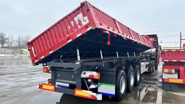 Quality Side Wall Semi Trailer truck With Twist Locks 3 Axles Stake Cargo Trailer for sale