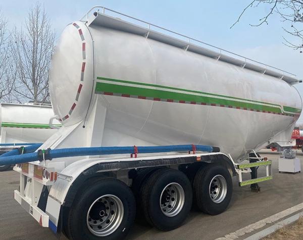 Quality 3 Axles Dry Bulk Cement Trailer Semi Trailer Cement Powder Trailer for sale