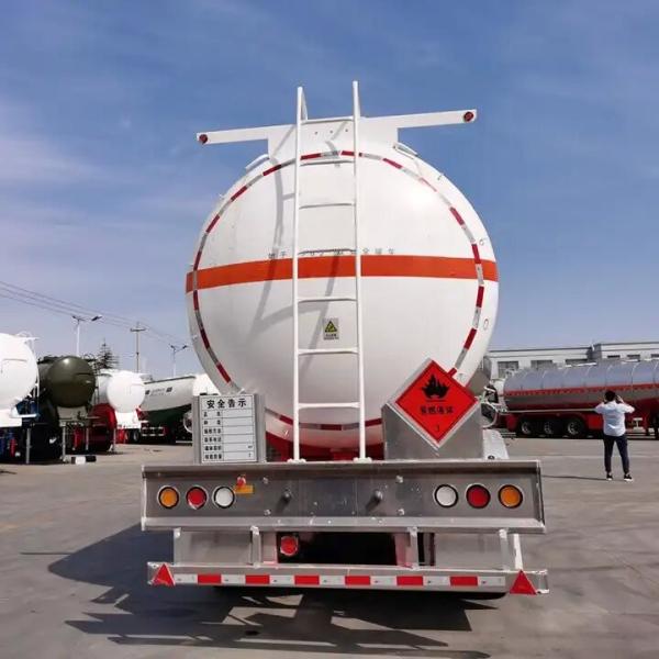 Quality 3 Axle 42000 45000 Liters Aluminum Carbon Steel Oil Tanker Fuel Tank Semi for sale