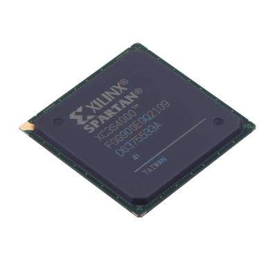 Chine Dingcheng XC3S4000-4FGG90 Chip Xilinx New Original In XC3S4000-4FGG900I courant à vendre