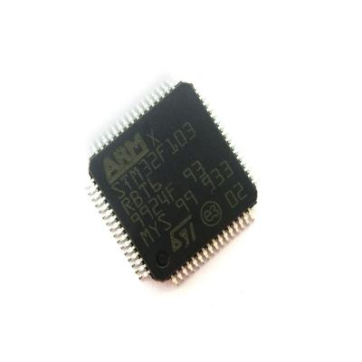 中国 STM32F103RBT6 Mcuの32ビットStm32f1腕M3 Risc 128kb抜け目がない2.5v/3.3v 64ピンLqfp IC 販売のため