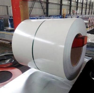 China 3m m que el grueso Dx51d galvanizó las bobinas de acero colorean prepintado en venta