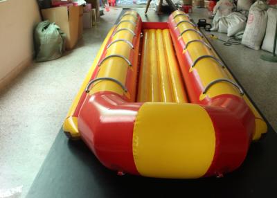 China Aguamarina que practica surf el pez volador inflable de las personas de la nave 12 del barco de plátano remolcable en venta