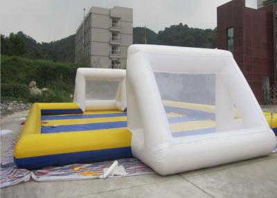 China Imprägniern Sie aufblasbares Sport-Feld 0.6mm PVCs, aufblasbaren Fußballplatz zu verkaufen