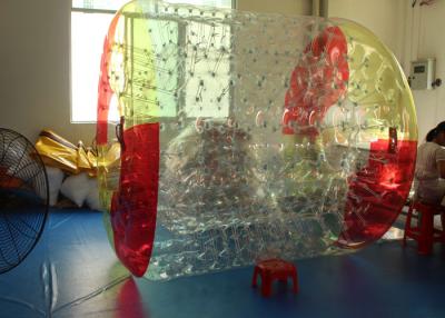 Chine Le rouleau gonflable de l'eau d'enfants, piscine gonflable joue le baril de l'eau de roulement à vendre