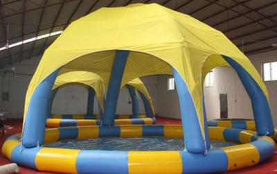 China Diámetro inflable de los 10m de la piscina de agua de los barcos de parachoques coloridos/piscina inflable con la cubierta en venta