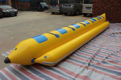 China Peixes infláveis verdes da mosca do barco de banana do azul 0.9mmPVC 5 assentos à venda