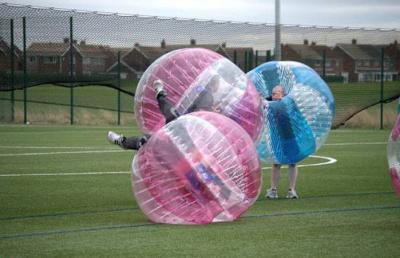 China el fútbol inflable de la bola de la burbuja de 1.00m m Tpu, ser humano clasificó la bola de parachoques inflable loca en venta