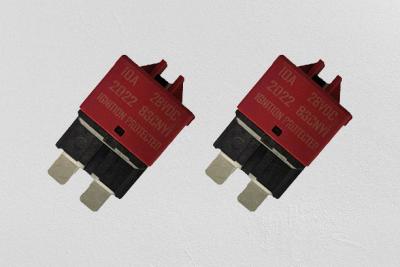 China Red Resettable Circuit Breaker Blade Fuse 28VDC 5A Rated Current for sale