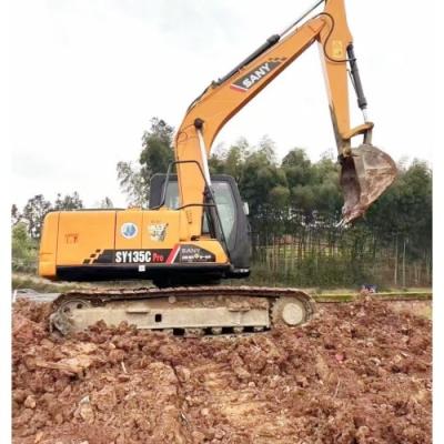 Chine Excavateur Sany hydraulique d'occasion de seconde main Petite excavatrice Sany 135 à vendre