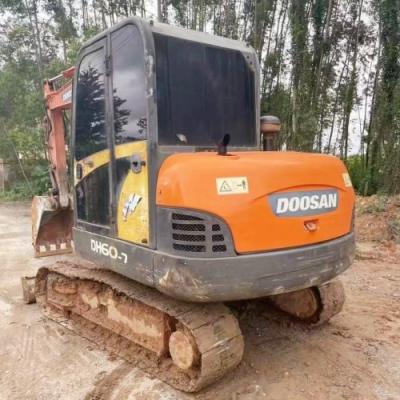 Chine Mini Excavateur Doosan d'occasion de Corée du Sud 60-7 Excavateur d'équipement lourd à vendre