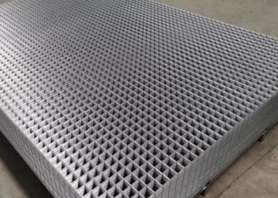 China 2.5mm 1.8x2.4m Galvanized Welded Mesh Panel For Construction Temp Fence for sale