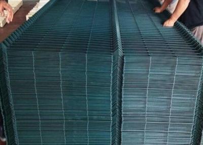 China Cerca de arame de aço soldado curvo 3d de altura 1,8 m de altura à venda
