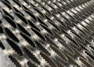 China Aluminum And Mild Carbon Punched Galvanised Walkway Grating 0.3MM- 8MM Thickness for sale
