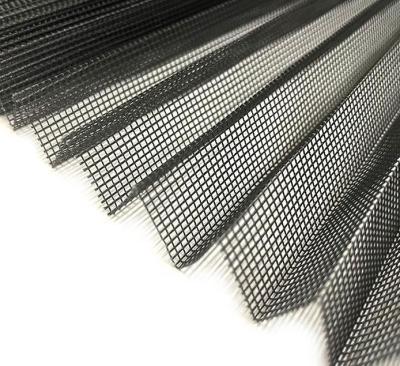 Китай Черная покрашенная сетка москита 10m ширины x 18x16mesh 2.4m длинная плиссированная продается