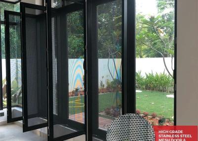 China Ecrã de segurança revestido por epoxi preto para janela à venda